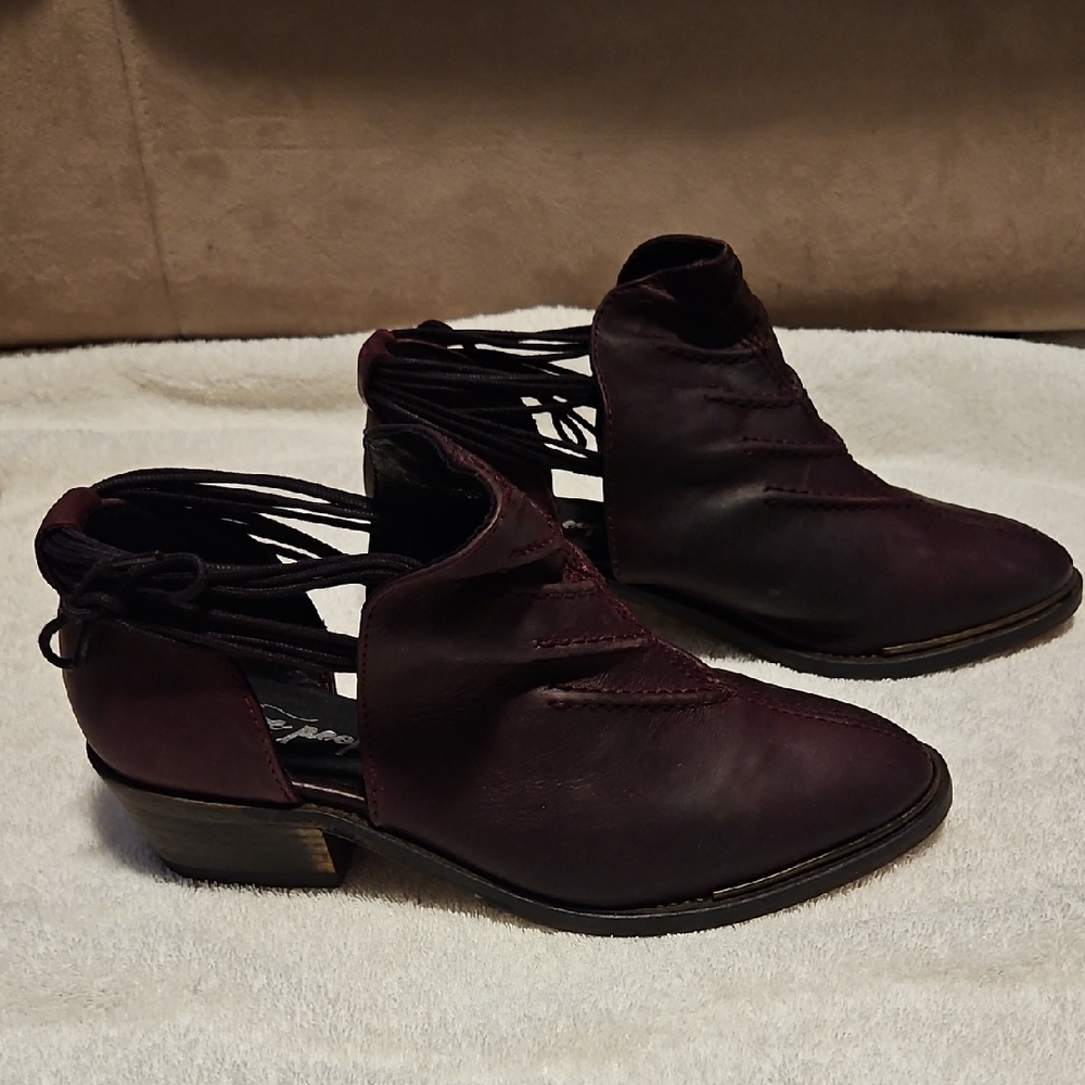 Free People Southern Cross Cordovan Ankle Booties Deep Wine Sz 37/ 7 New